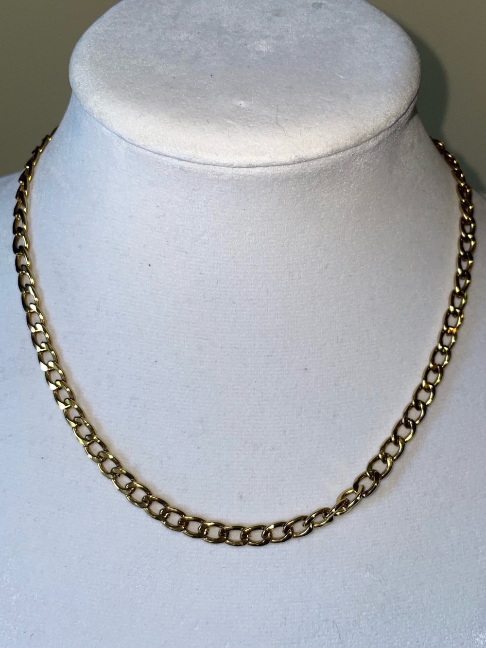 Unisex Gold Flat Cuban Link  Neck Chain.